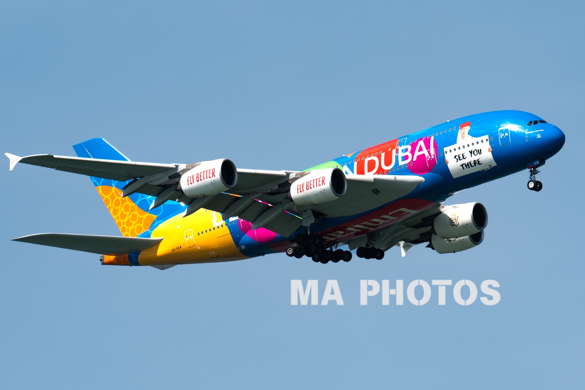 阿联酋彩绘大蓝